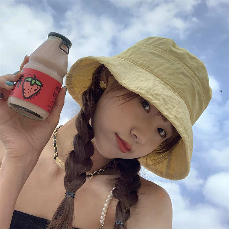 バケットハット レディース 帽子 UVカット ハット 夏用 韓国 日よけ 折りたたみ 遮光100％ 完全遮光 ヘルメット 収納 深め おしゃれ 小顔効果 かぶる日傘 ガーリー 便利 ハワイアン 山 春 海 自転車 無地 シンプル メンカラー 水色
